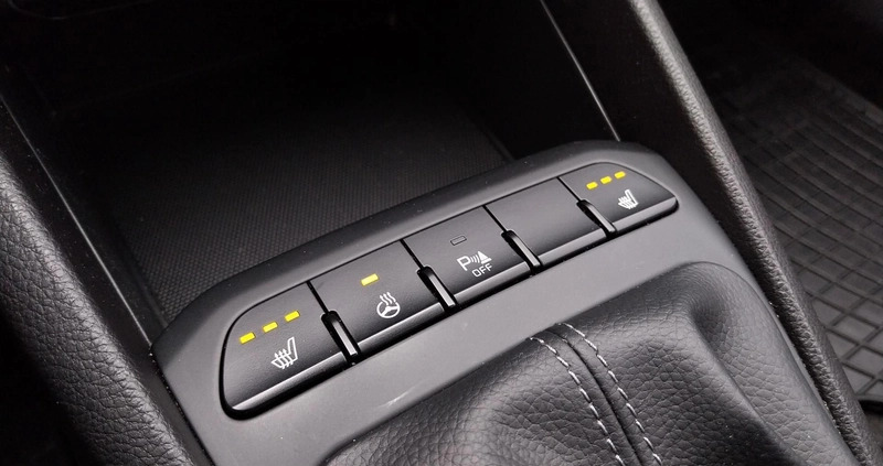 Kia Stonic cena 74800 przebieg: 28900, rok produkcji 2021 z Jasień małe 379